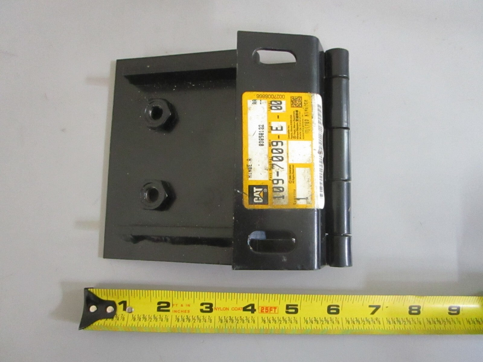 *NEW OEM* 0820 CAT Hinge Assy 109-7009