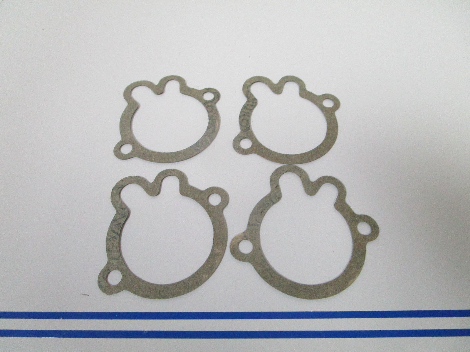 NEW OEM (LOT OF 4) 305441 0305441 OMC Johnson Evinrude Gasket 0810