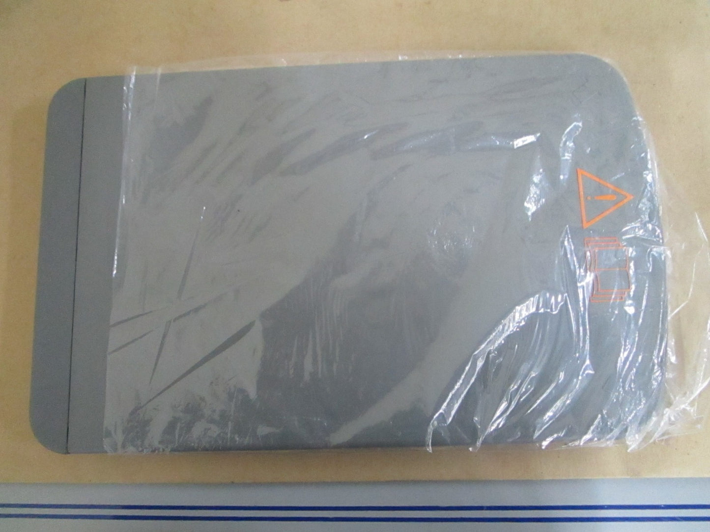*NEW OEM* 0820 Bobcat Container 6719503