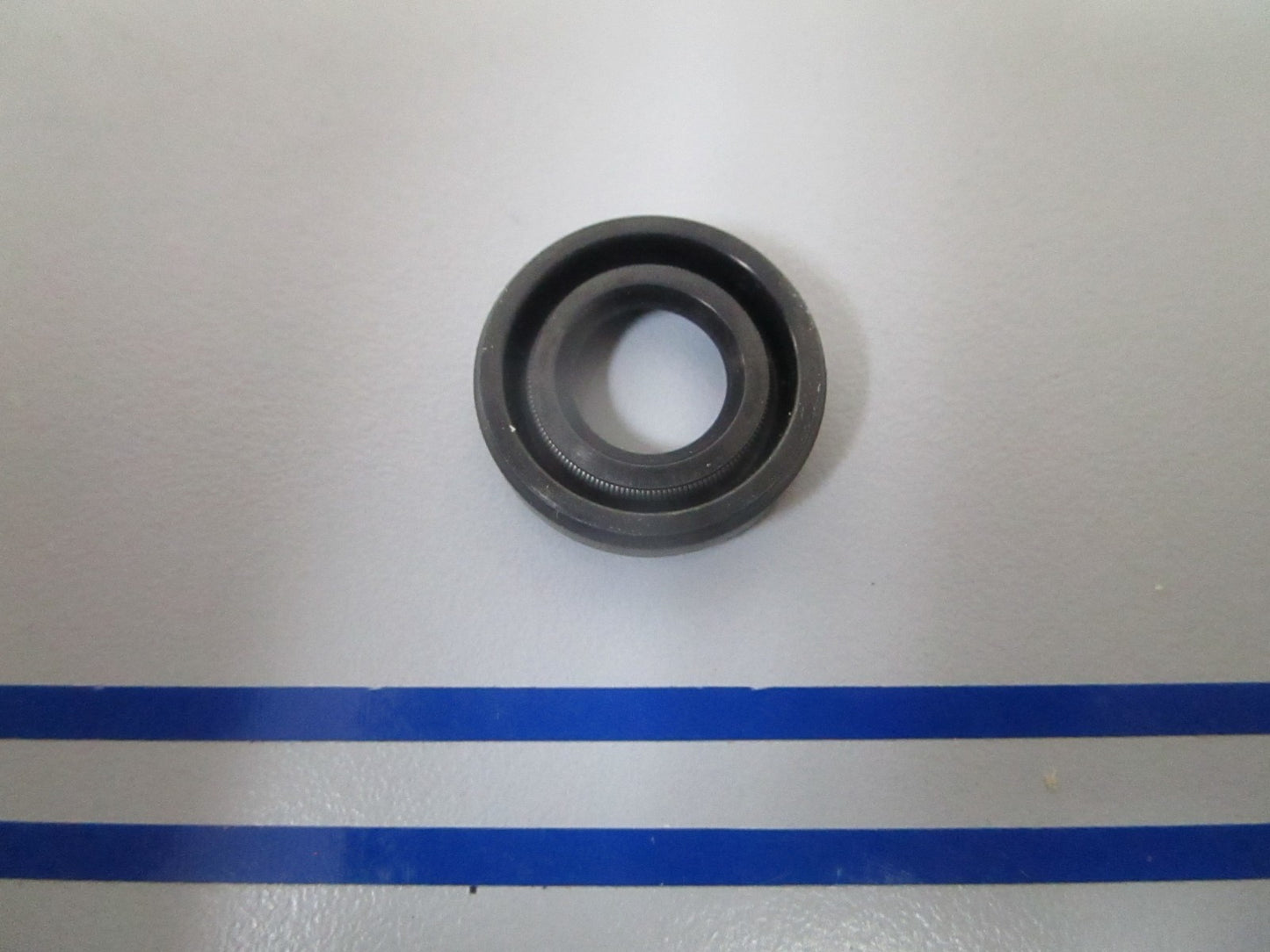 NEW OEM 09282-10009 Suzuki Oil Seal 0810