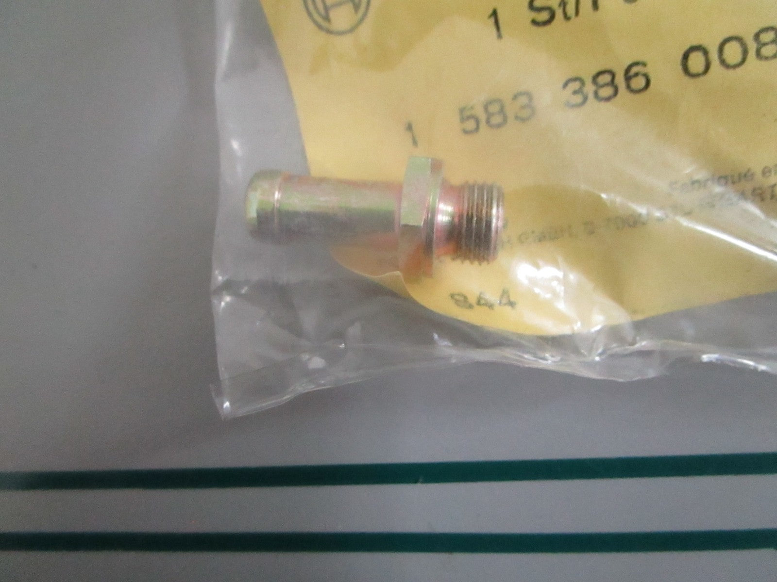 NEW OEM 1583386008 Bosch Check Valve 0820
