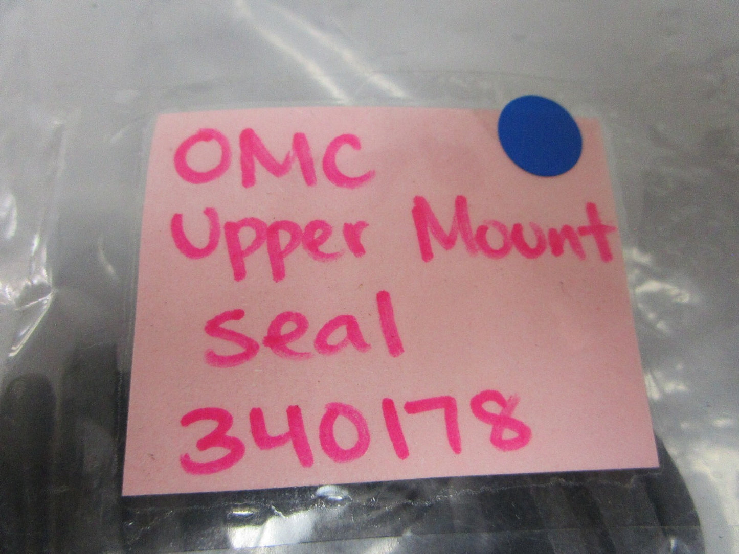 *NEW OEM* 0810 OMC Johnson Evinrude Upper Mount Seal 340178 0340178