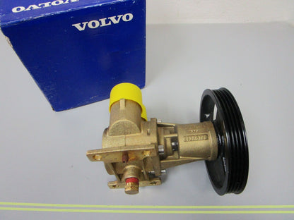 *NEW OEM* 0720 Volvo Raw Sea Water Pump 21379102