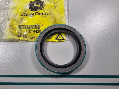NEW OEM RE14439 John Deere Seal 0810
