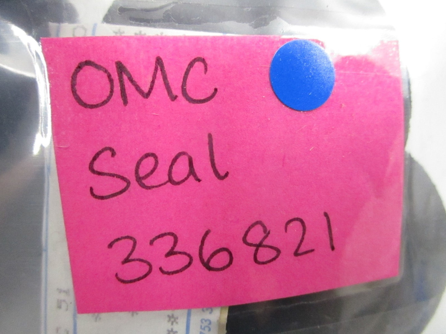 *NEW OEM* 0810 OMC Johnson Evinrude Seal 336821 0336821