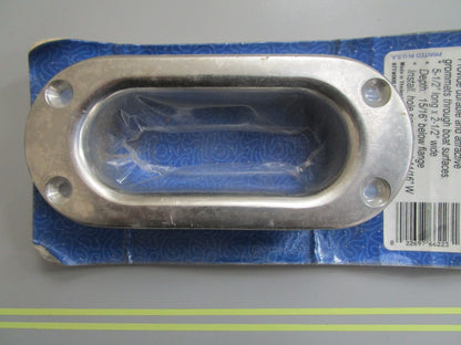 *NEW* 0820 Attwood Oval Hawse Pipe 66223-3