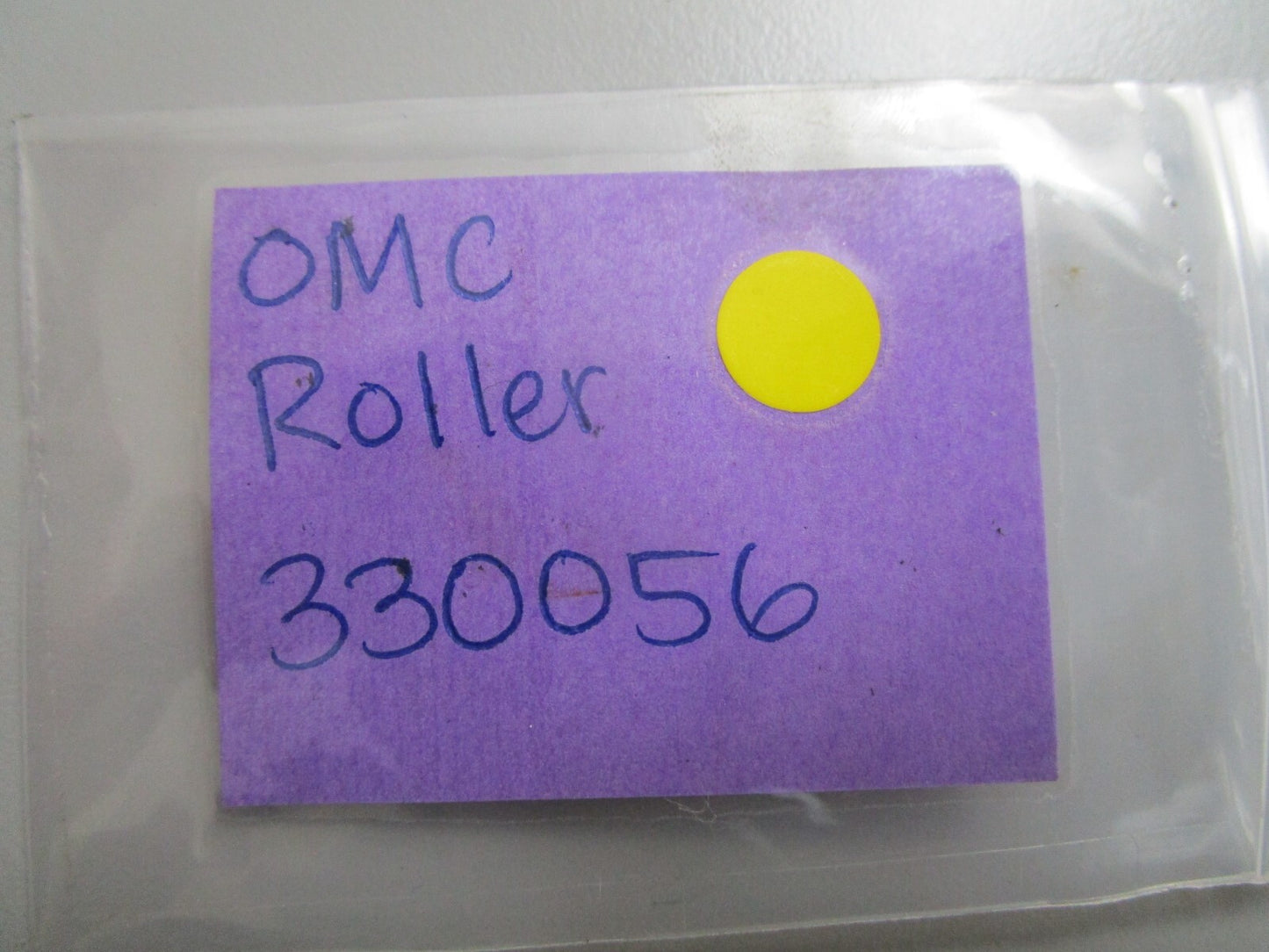 *NEW OEM* 0750 OMC Johnson Evinrude ROLLER 330056 0330056