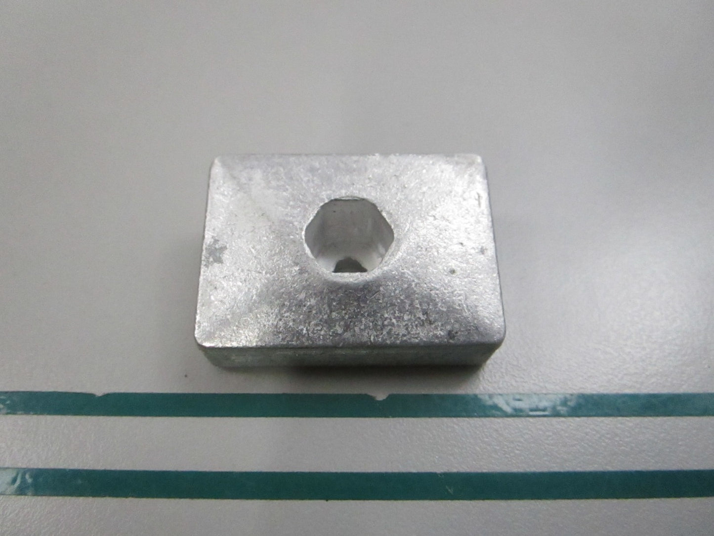 NEW OEM 338635 0338635 OMC Johnson Evinrude Anode 0810
