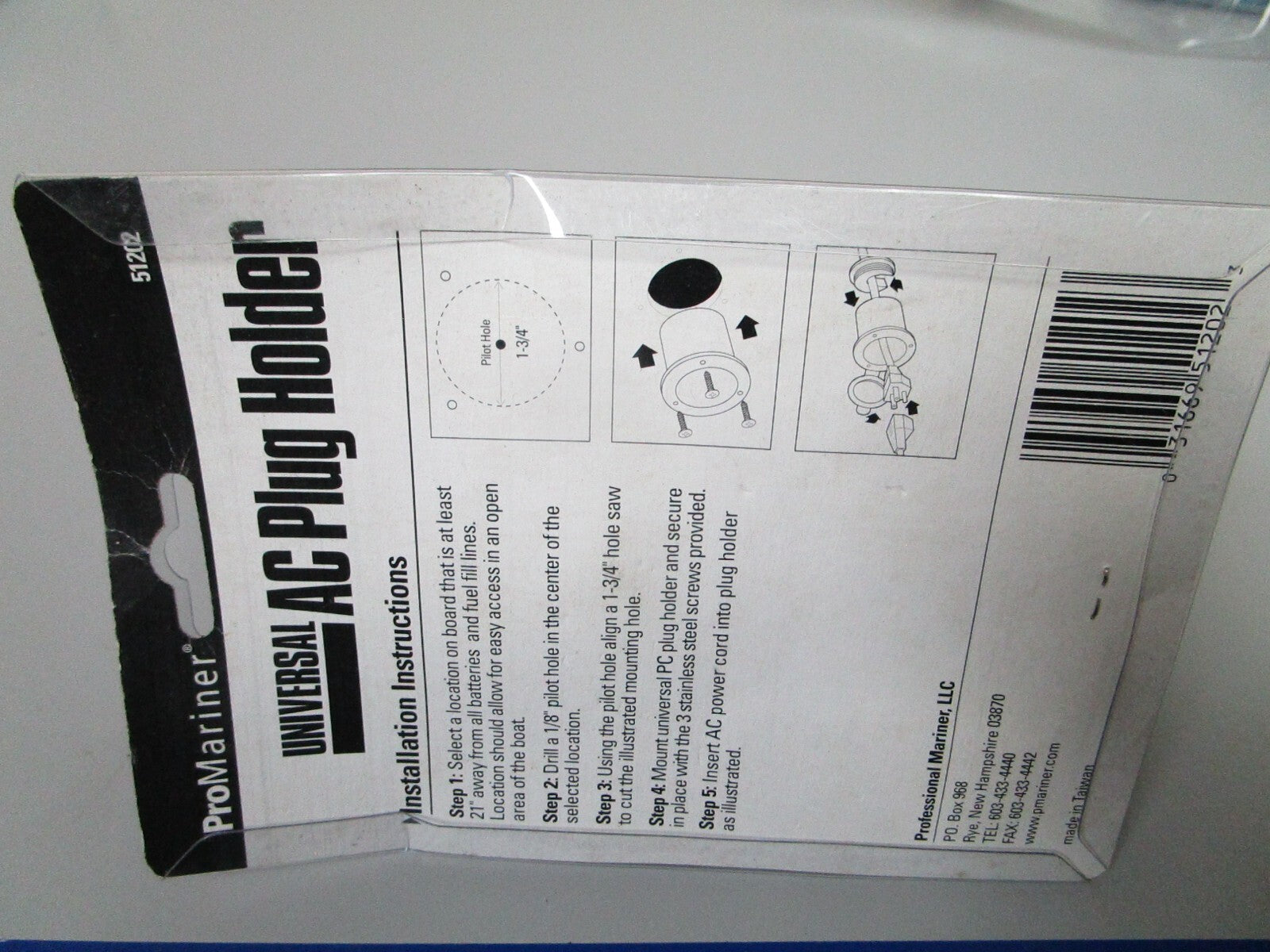 *NEW* 0810 ProMariner Universal AC Plug Holder 51202