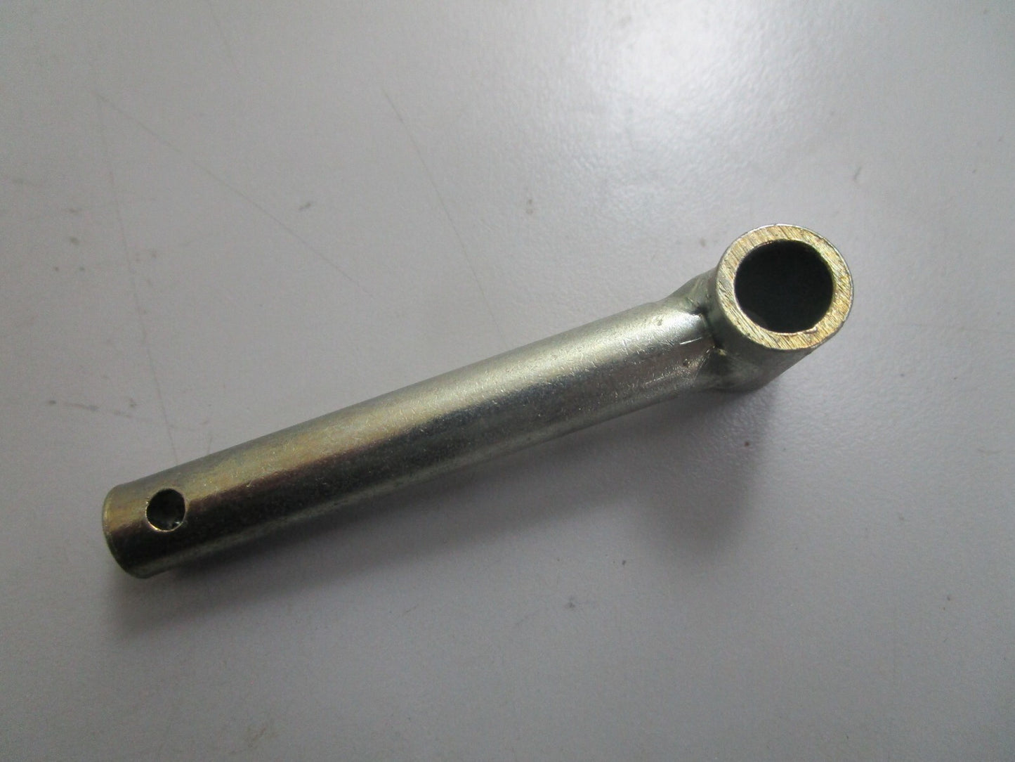 *NEW OEM* 0820 Volvo Penta Spring Guide 463386