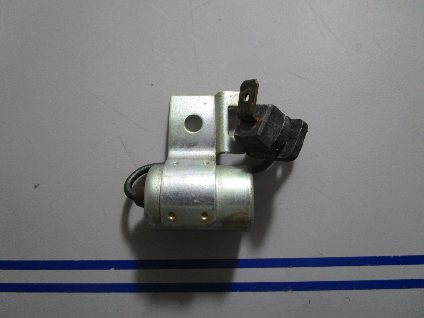 *NEW OEM* 0810 Volvo Penta Condenser 834560