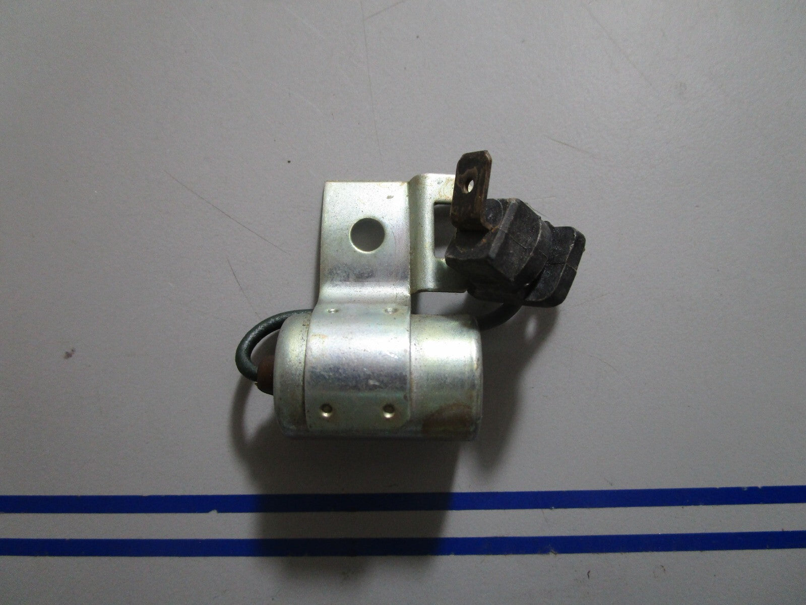 *NEW OEM* 0810 Volvo Penta Condenser 834560