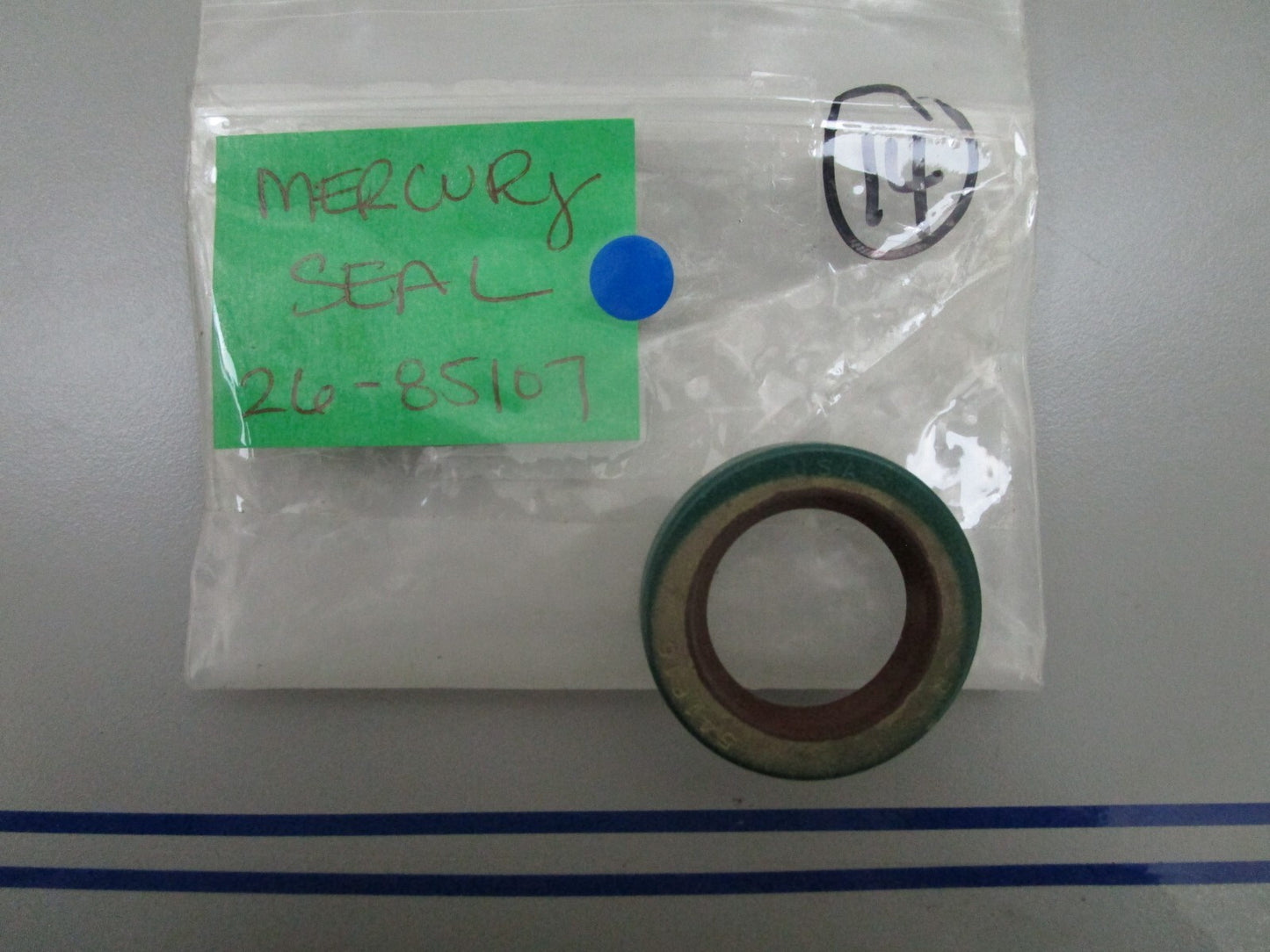 *NEW OEM* 0810 Mercury Quicksilver Seal 26-85107