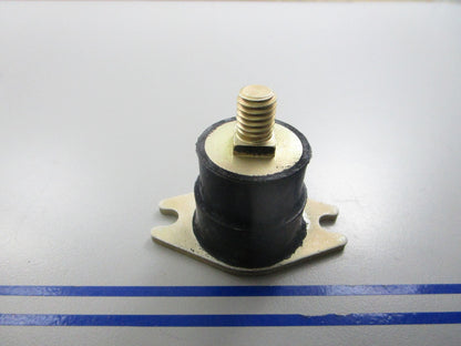 *NEW OEM* 0720 OMC Johnson Evinrude Rubber Mount 778211 0778211