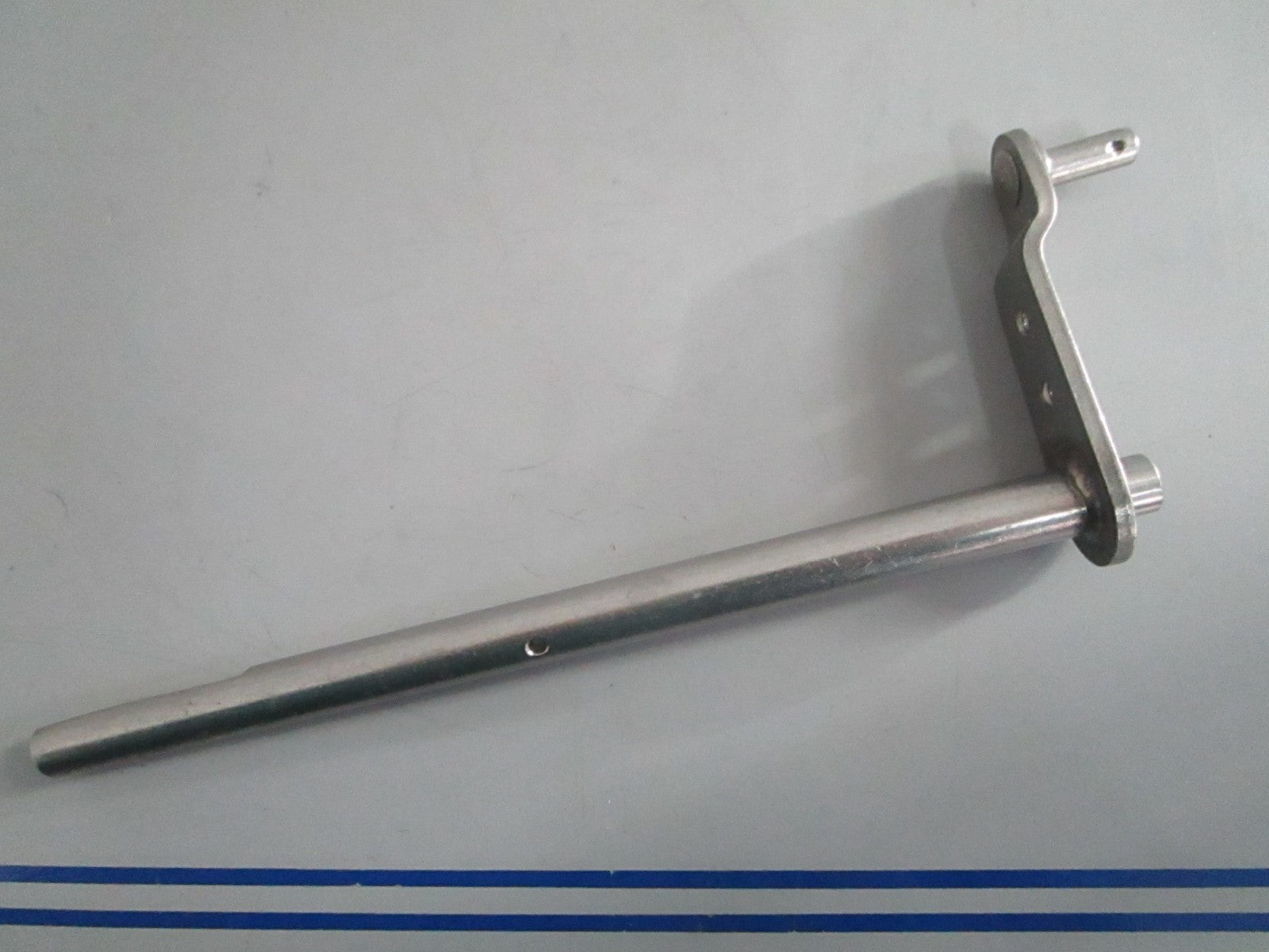 NEW OEM OMC Johnson Evinrude 5000470 Shift Shaft & Arm 0820