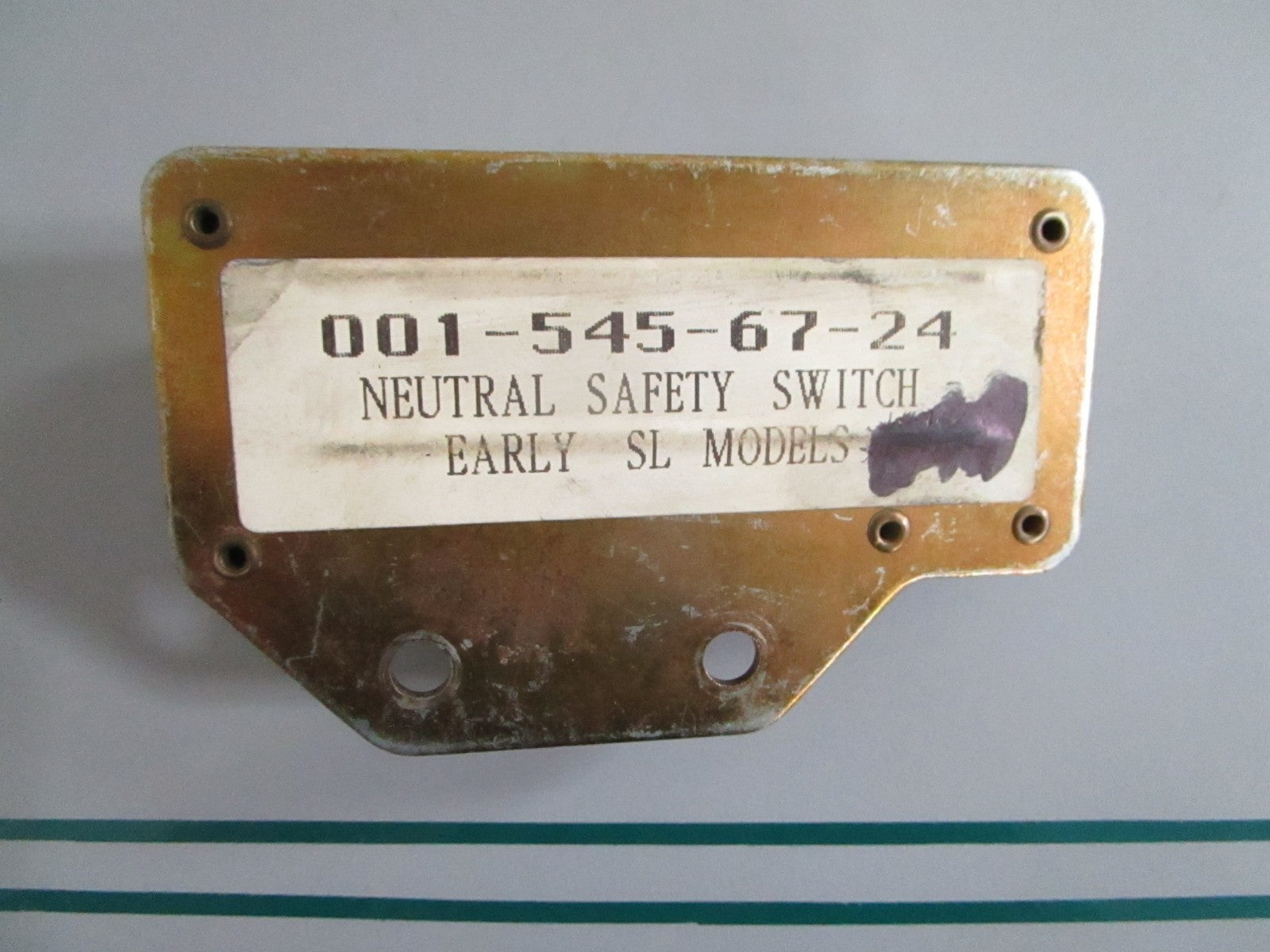 NEW OEM 0015456724 Mercedes-Benz Neutral Safety Switch 0820