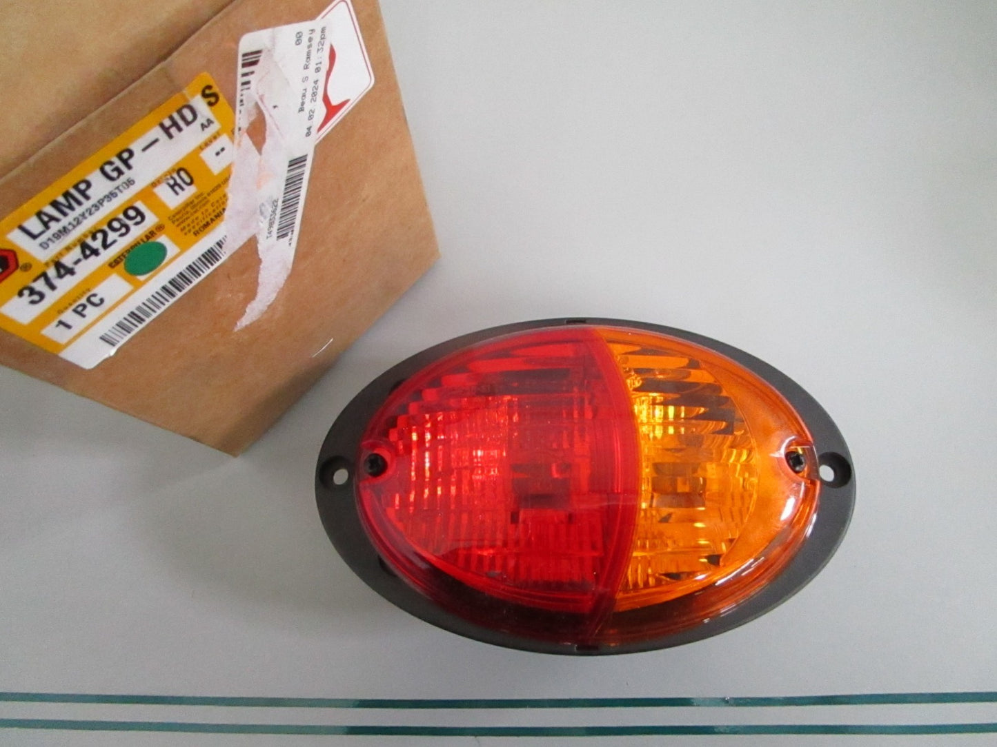 Caterpillar 374-4299 NEW OEM Head Signal Light Assembly 12V CAT Equipment 0820