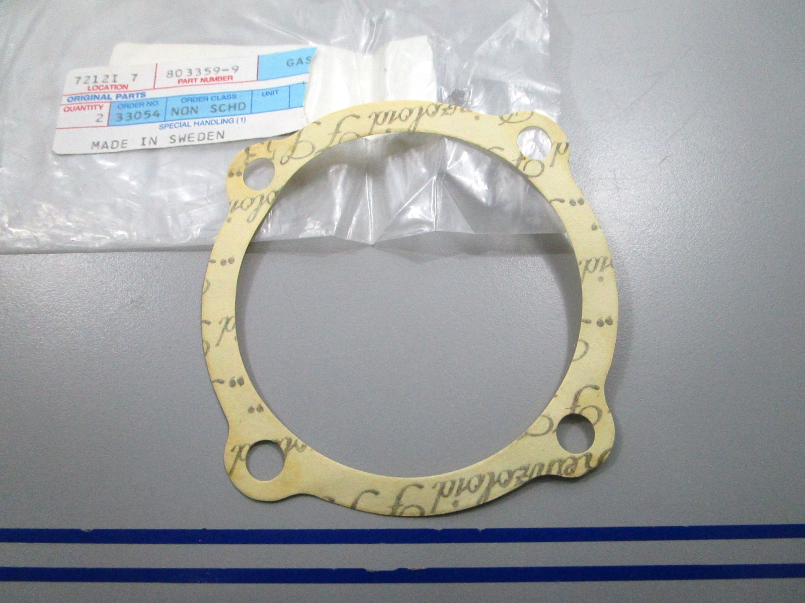 *NEW OEM* 0810 Volvo Penta Gasket 803359