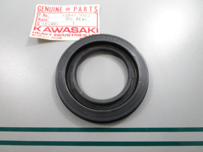 NEW OEM 92049-3003 Kawasaki Seal 0810