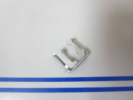 *NEW OEM* 0810 Volvo Penta Fuel Injector Retainer 3858970