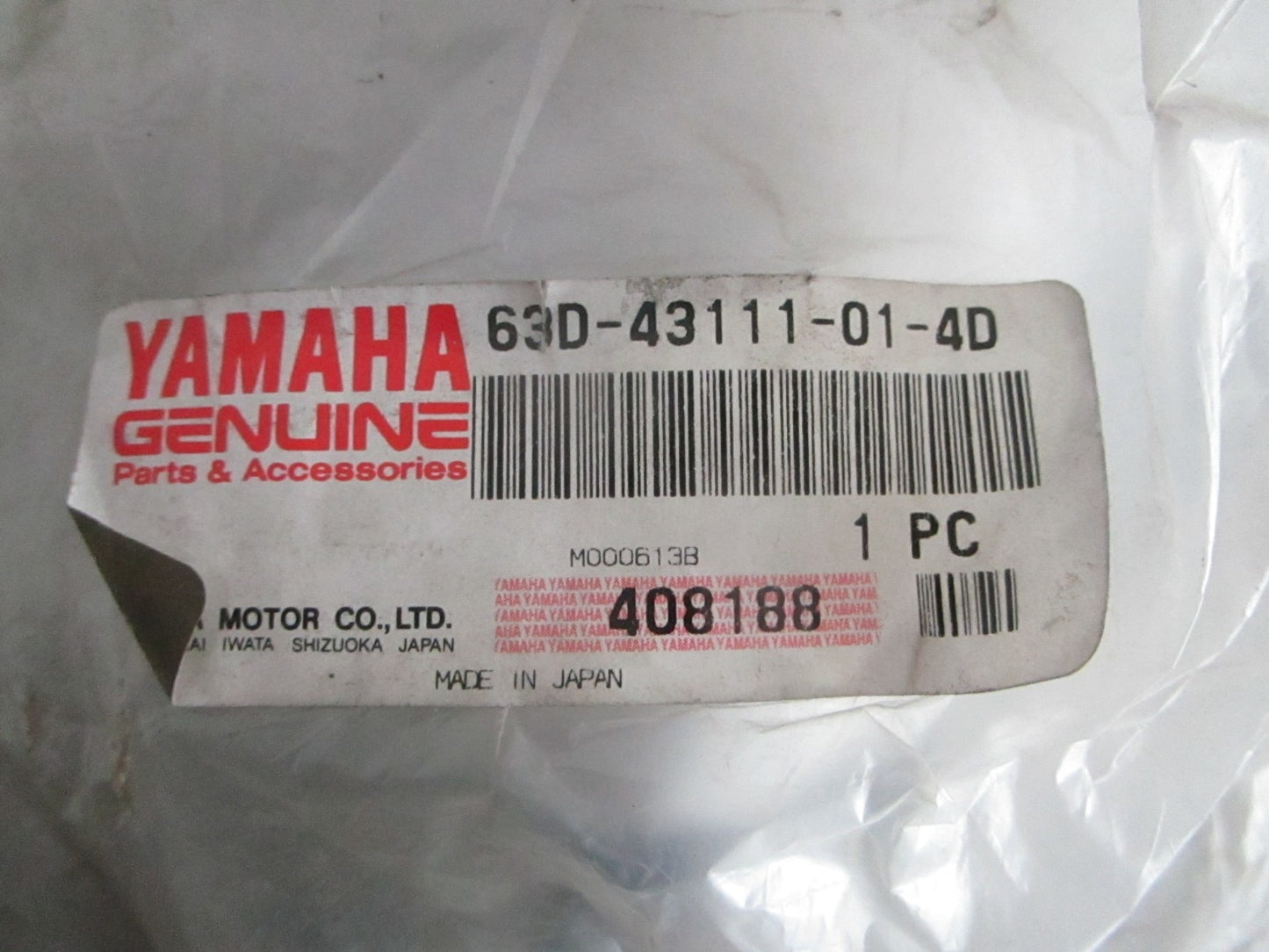 NEW OEM 63D-43111-01-4D Yamaha Clamp Bracket 0820