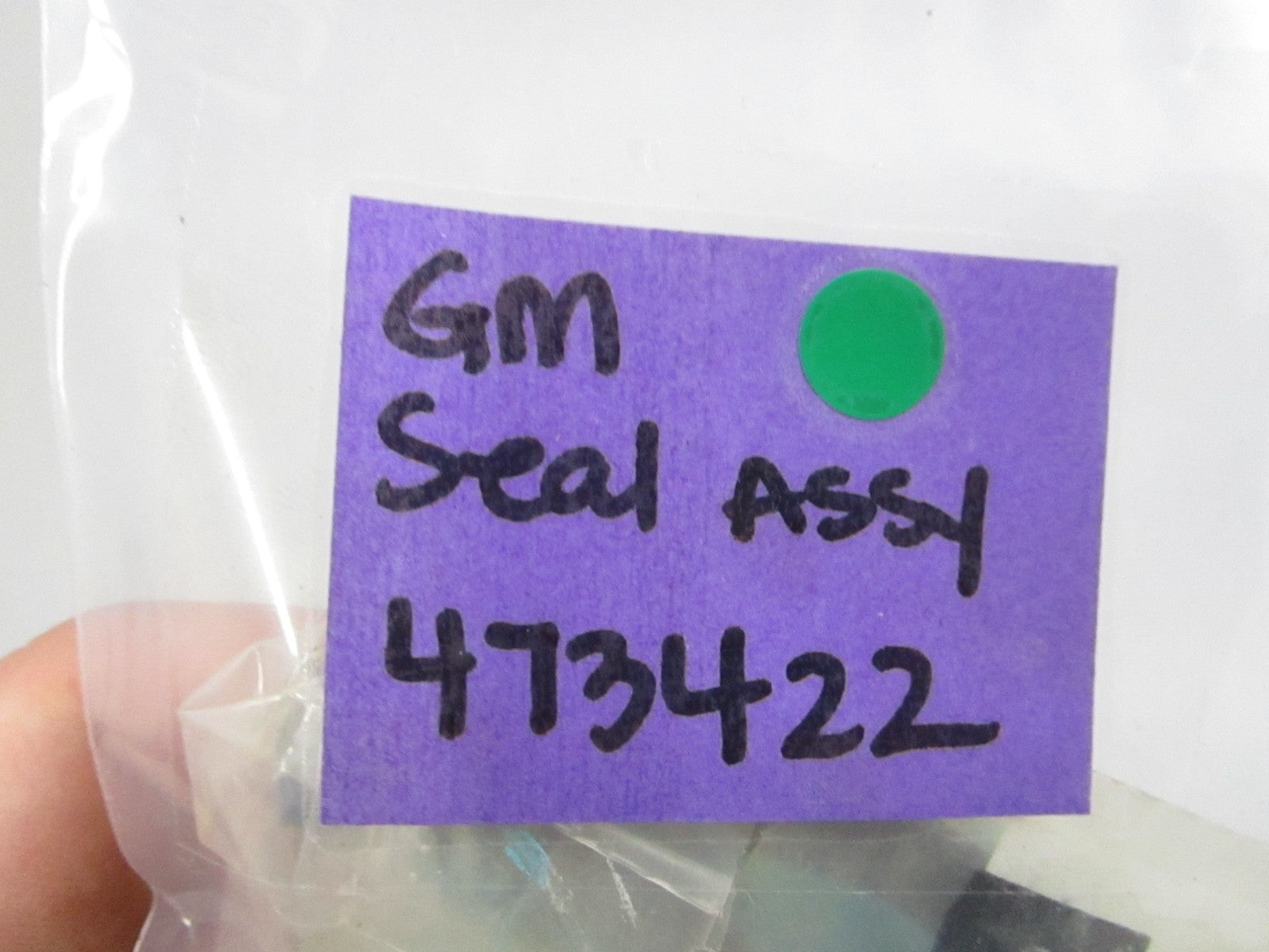 NEW OEM 473422 GM Seal Assembly 0810