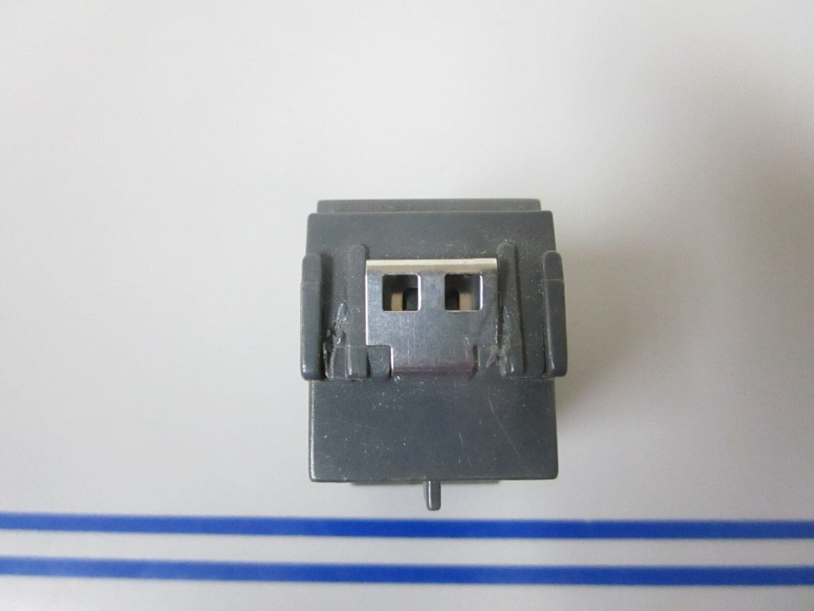 *NEW* 0810 Vimar 10A 250V Switch 16081