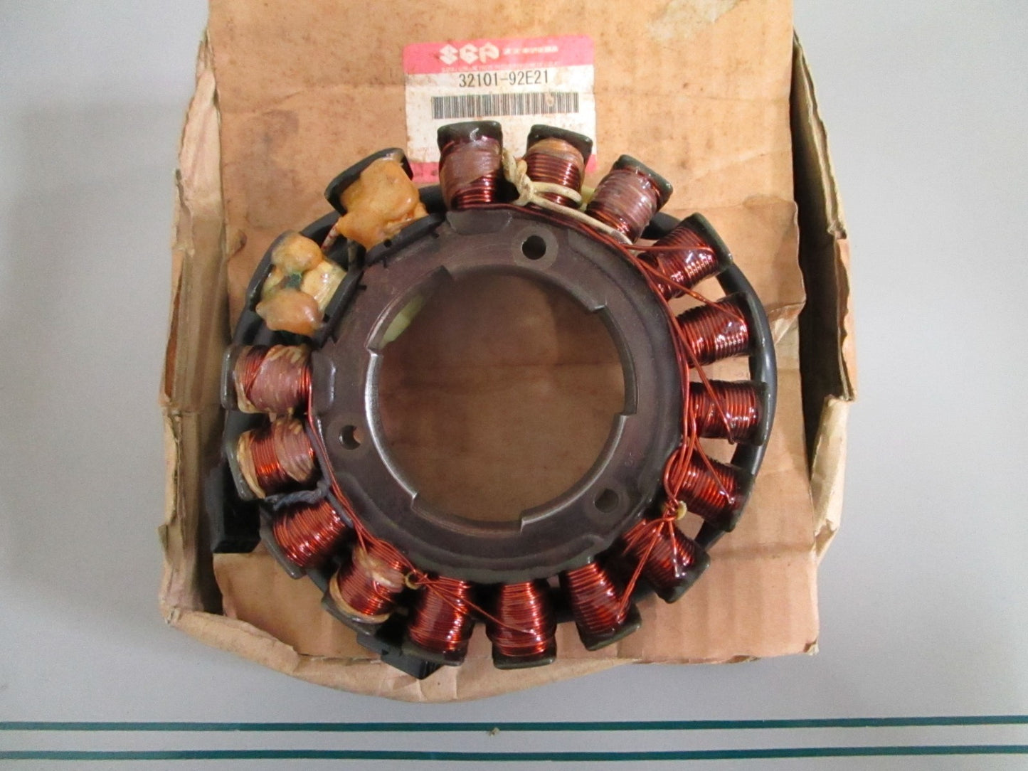 NEW OEM 32101-92E21 Suzuki Stator 0820