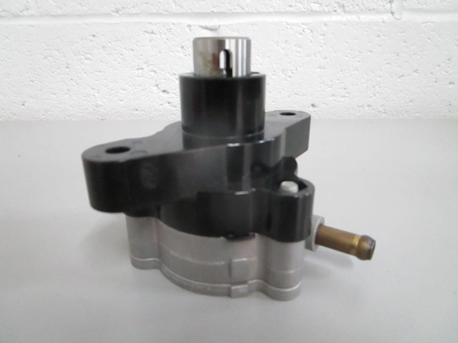 Yamaha 63P-24410-20-00 NEW OEM 150HP Outboard Fuel Pump Assy F150 LF150 0820