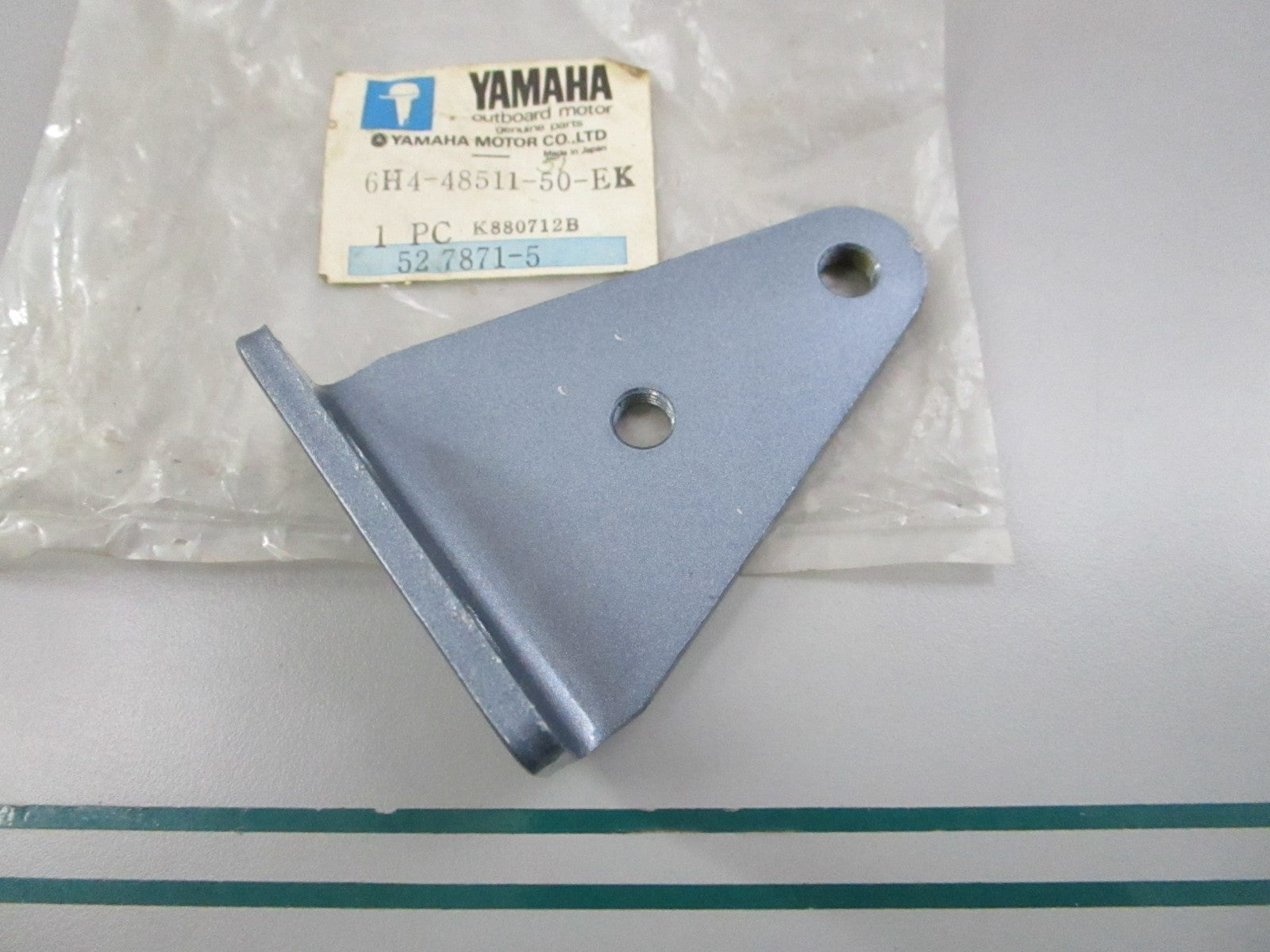 NEW OEM 6H4-48511-50-EK Yamaha Steering Hook 0810
