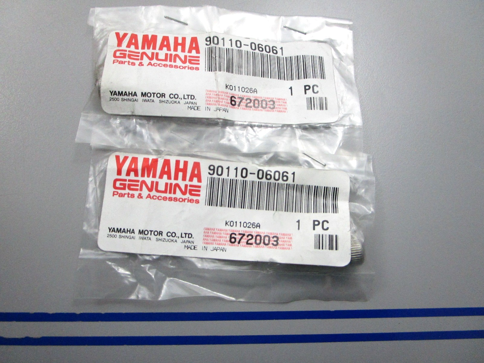 NEW OEM (LOT OF 2) 90110-06061 Yamaha Bolt 0810