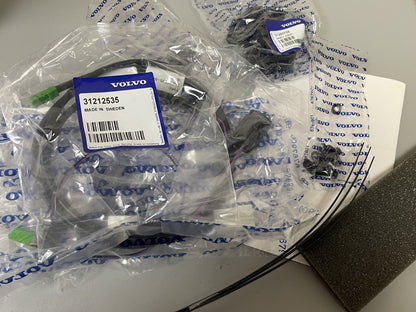 *NEW OEM* 0670 Volvo Penta Mounting Kit 31285163