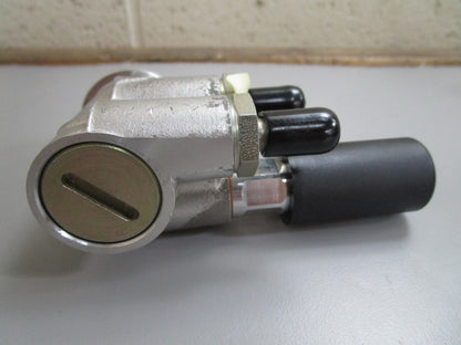 *NEW OEM* 0820 John Deere Fuel Pump RE536662