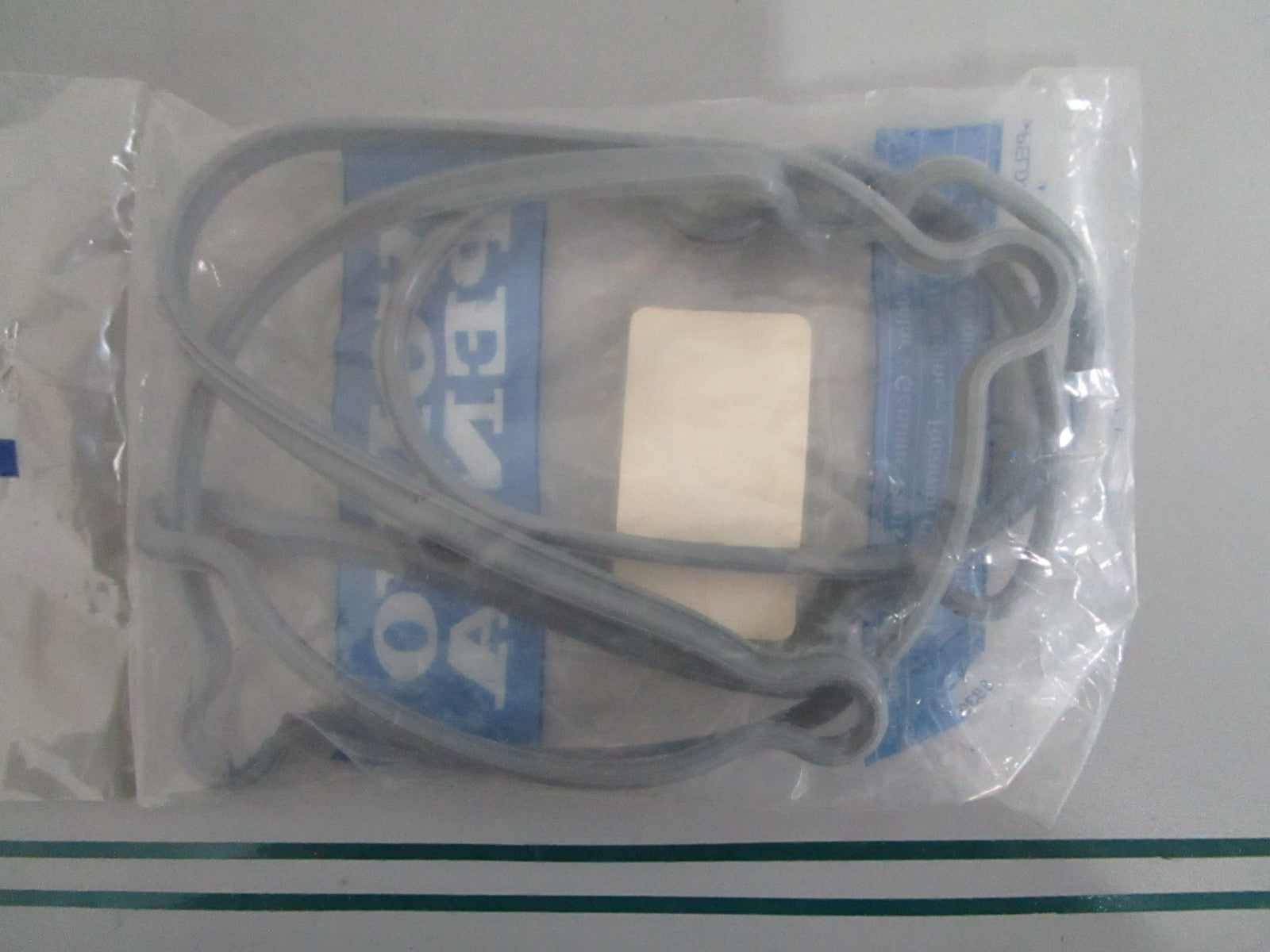 Volvo Penta NEW OEM Valve Cover Gasket 3861287 NOS Marine Engine Part 0820