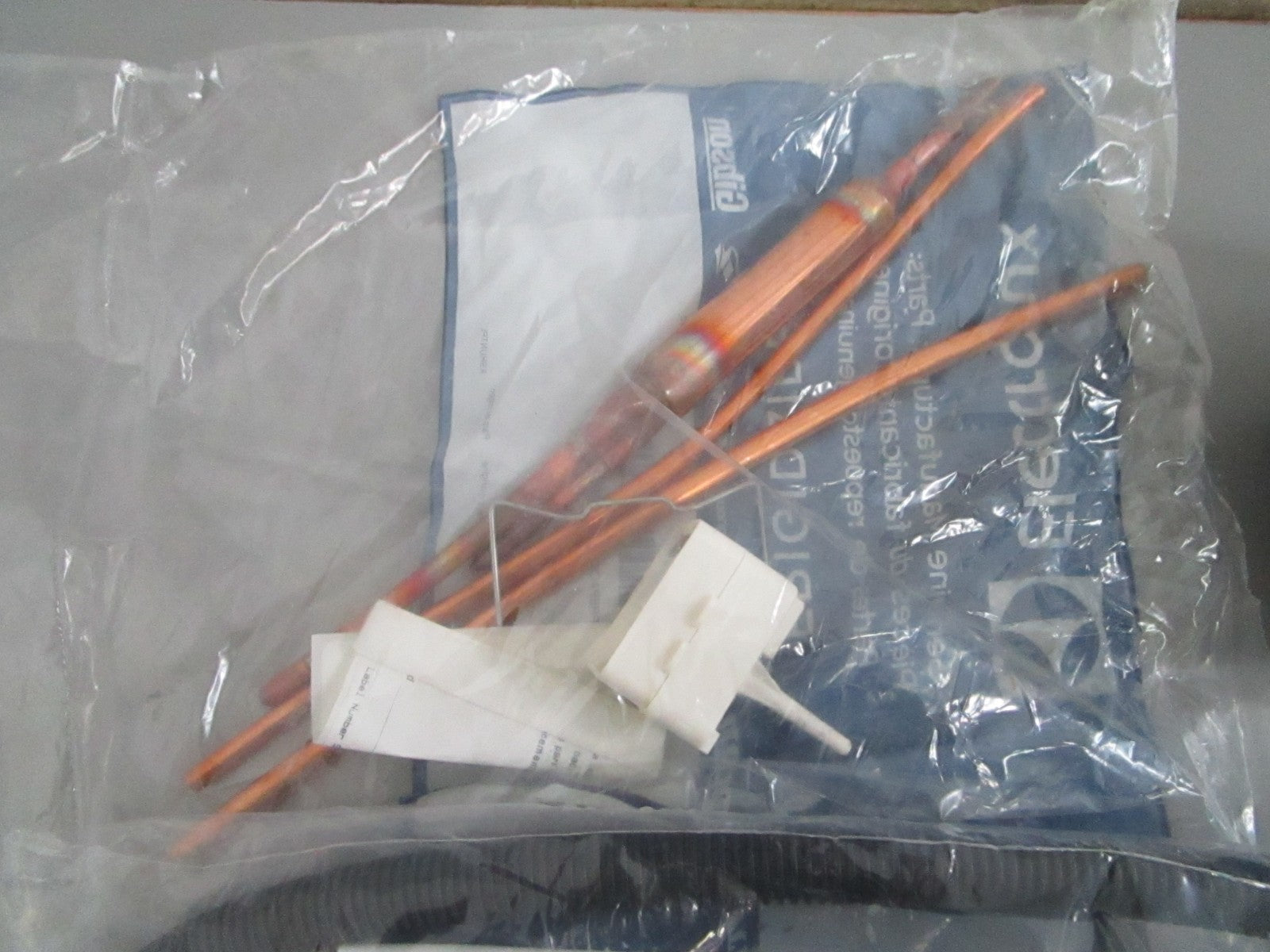 *NEW OEM* 0820 Electrolux Compressor Kit 5304475102