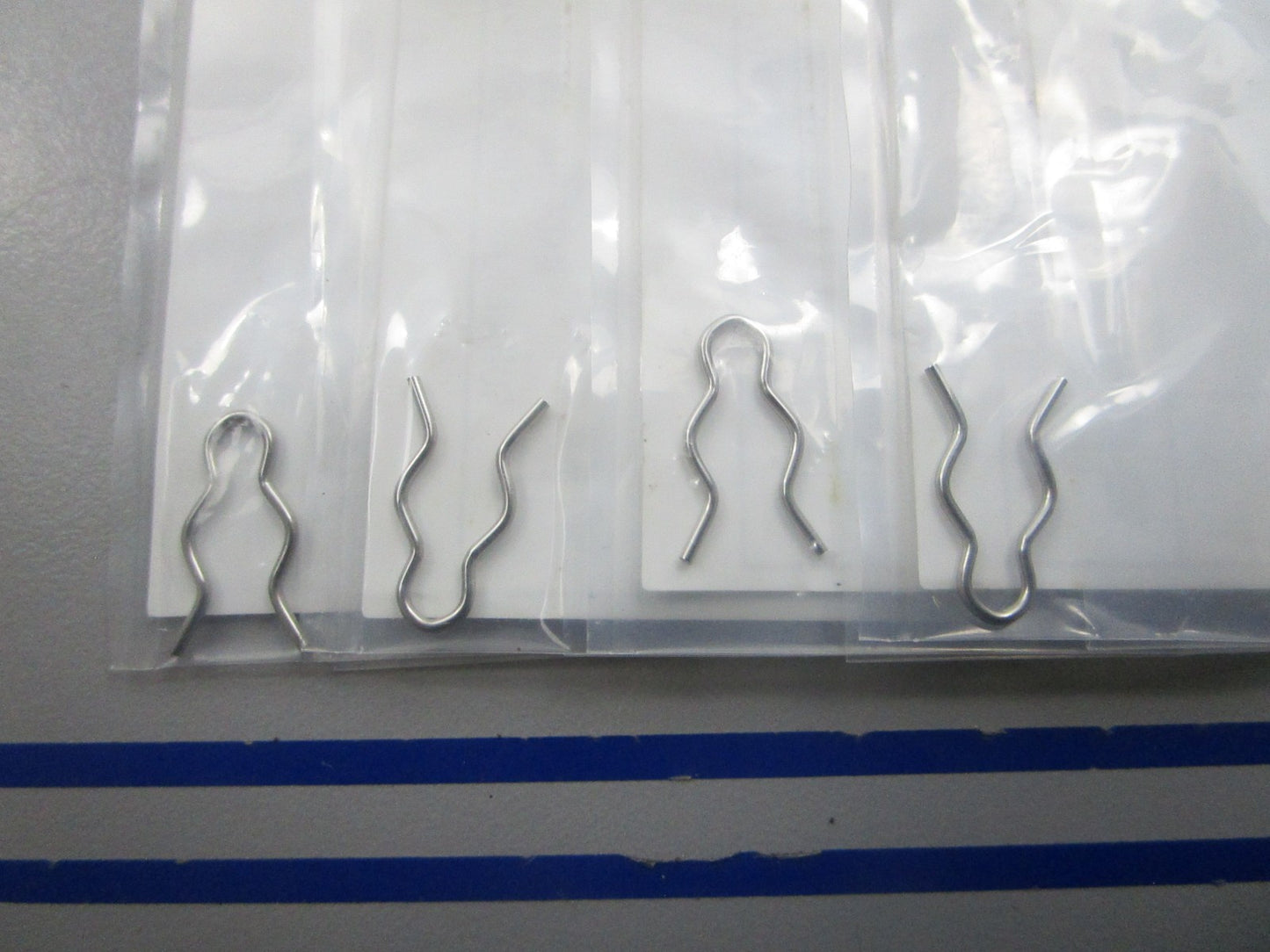 NEW OEM (LOT OF 4) 951703-0800 Tohatsu Snap Retainer 0810