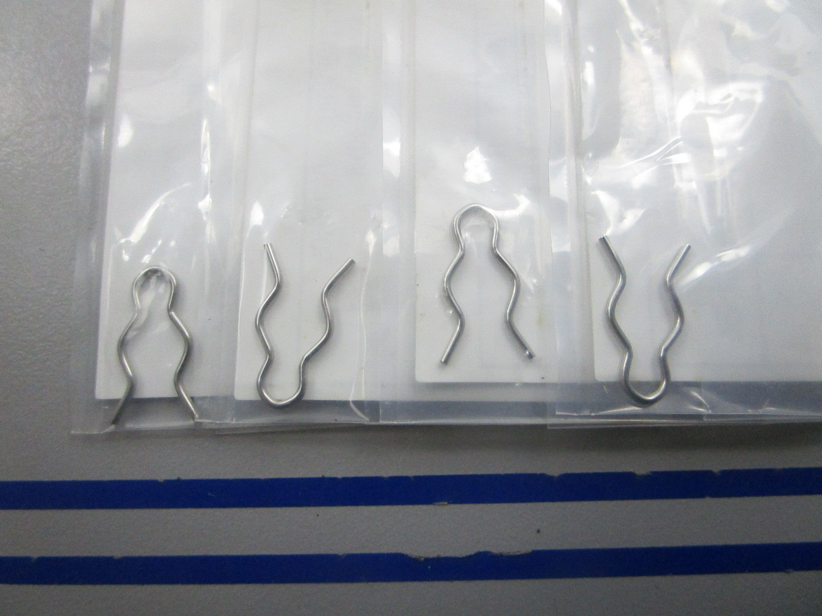 NEW OEM (LOT OF 4) 951703-0800 Tohatsu Snap Retainer 0810