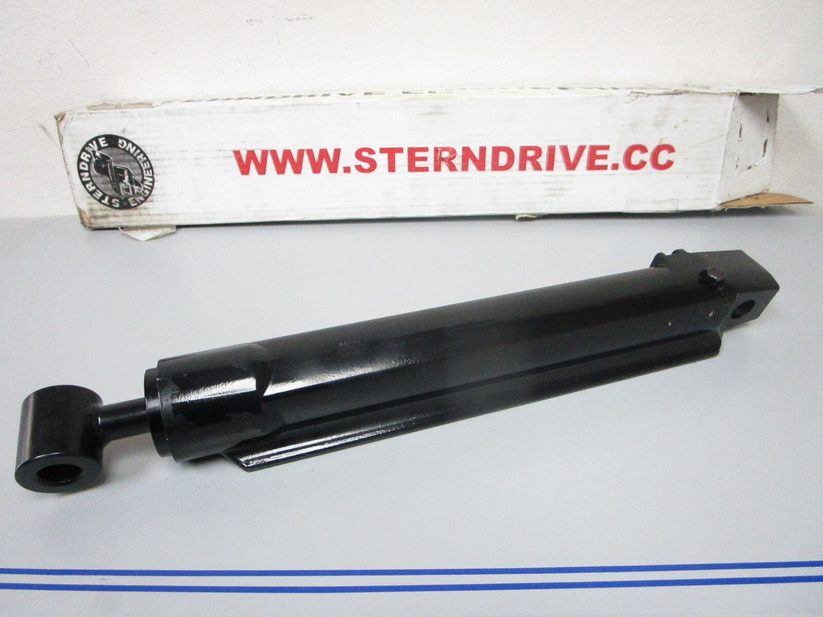 *NEW* 0720 SE STBD Trim Cylinder Ram 9B-116-01 Replace: Alpha 1 Gen II 815954A7