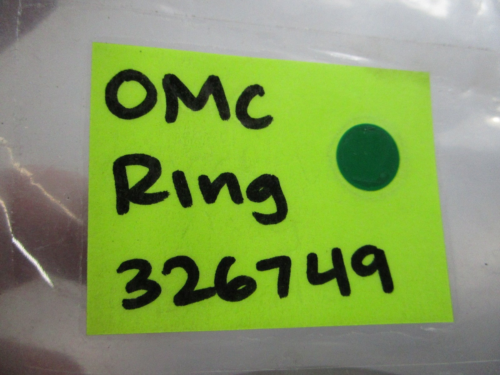 NEW OEM 326749 0326749 OMC Johnson Evinrude Ring 0810
