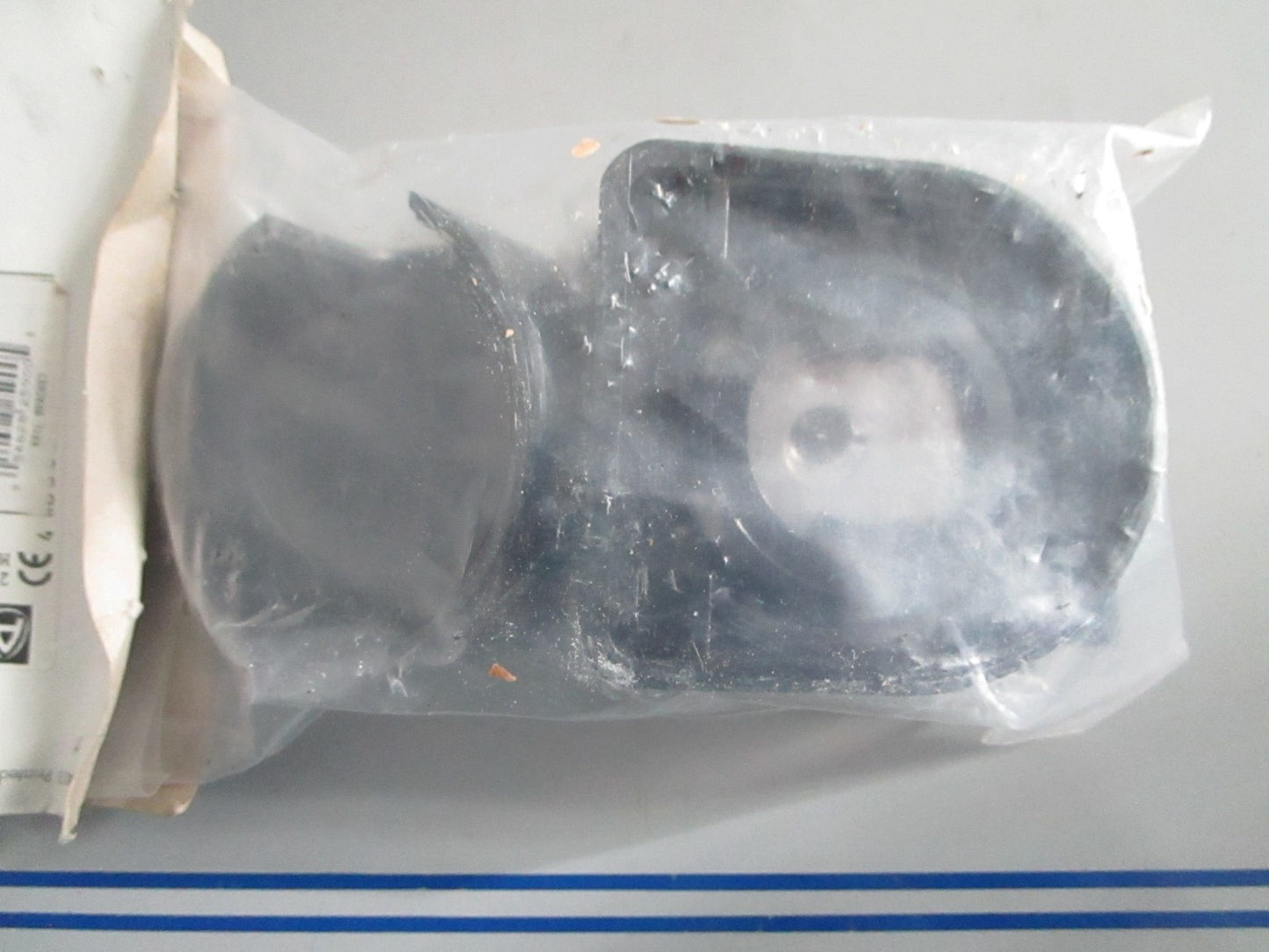 NEW OEM Aqua Signal 8351200100 Navigation Light 0820