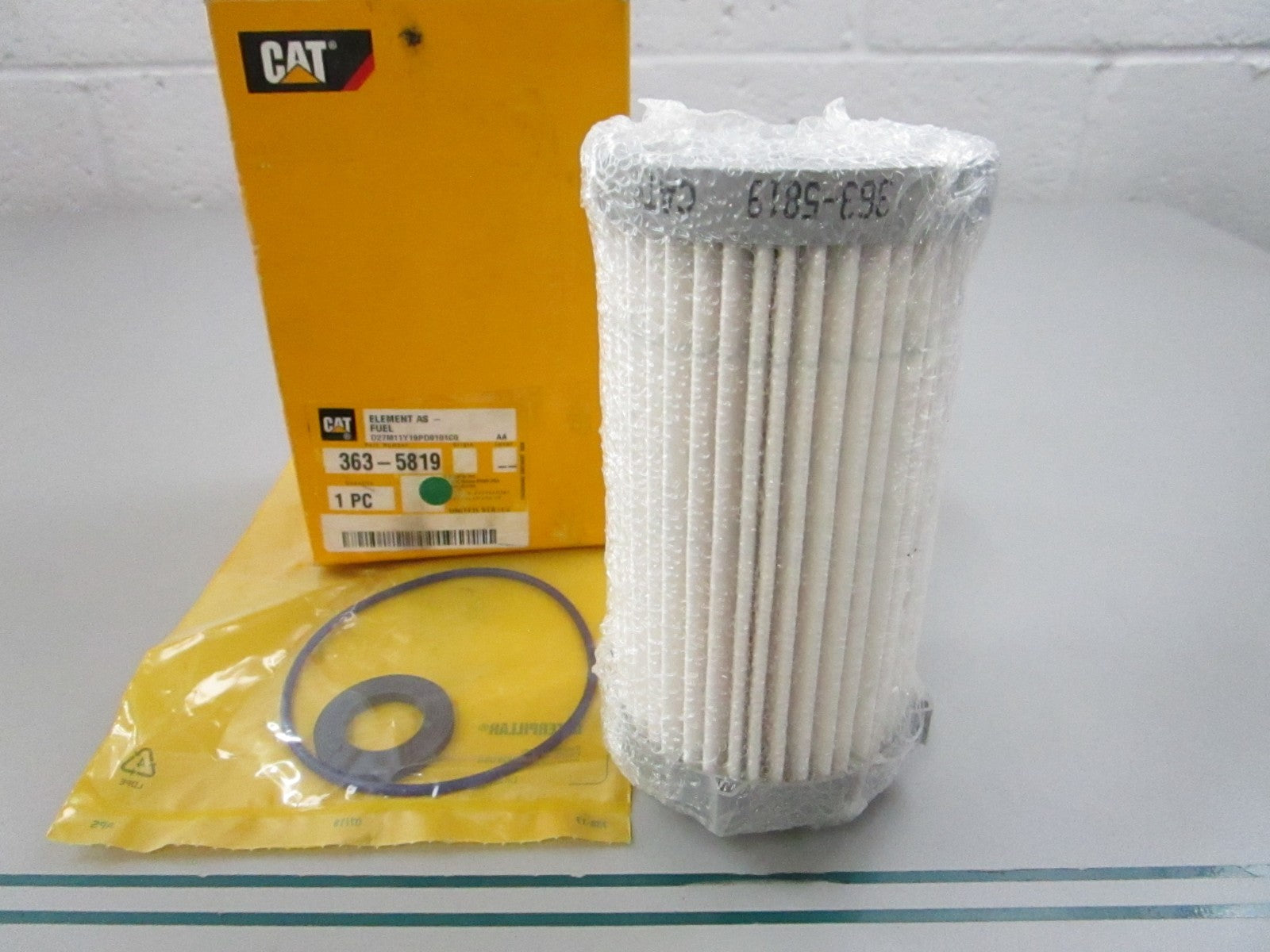 NEW OEM 363-5819 CAT Fuel Water Separator Element 0810