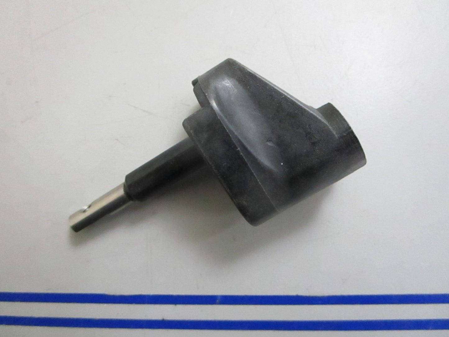 *NEW OEM* 0820 OMC Johnson Evinrude Detent Shaft 396927 0396927