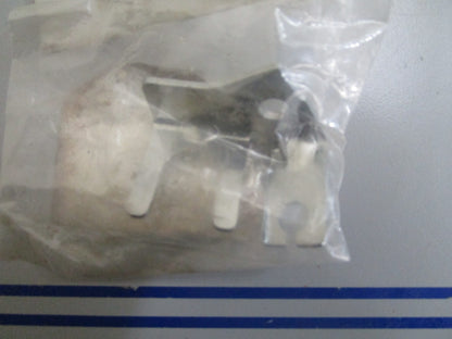 *NEW OEM* 0810 Yamaha Stay 689-15774-40-00