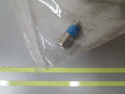 *NEW OEM* 0810 Volvo Penta Set Screw 947904