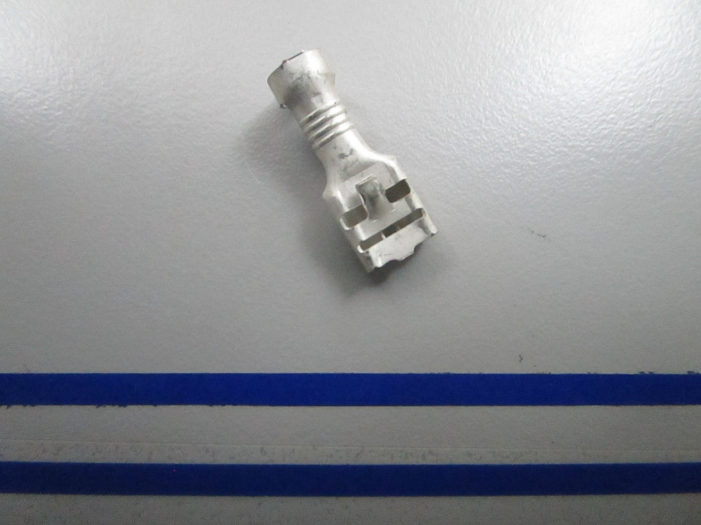 *NEW OEM* 0810 Volvo Penta Terminal 881486