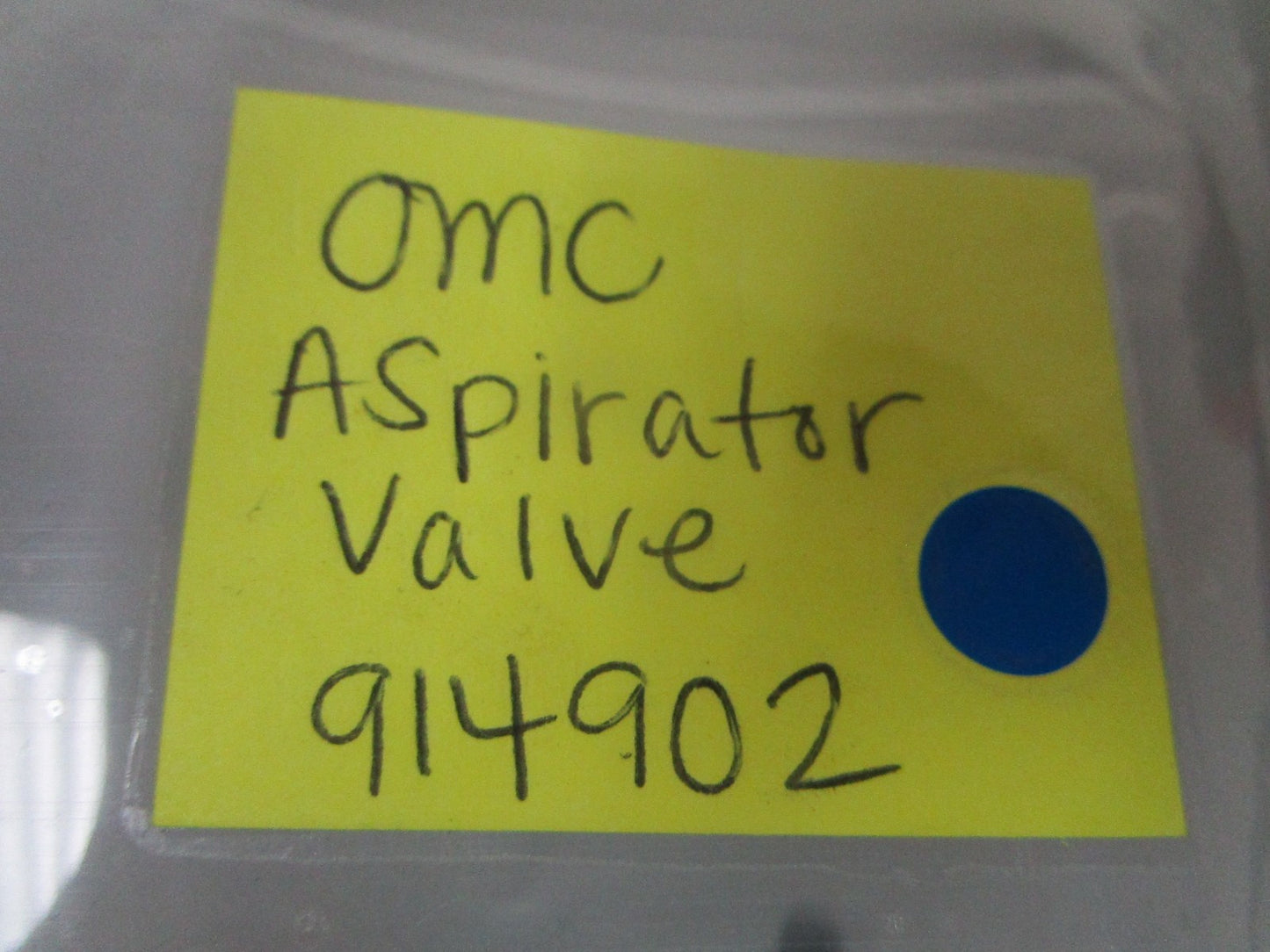 NEW OEM 914902 0914902 OMC Johnson Evinrude Aspirator Valve 0720