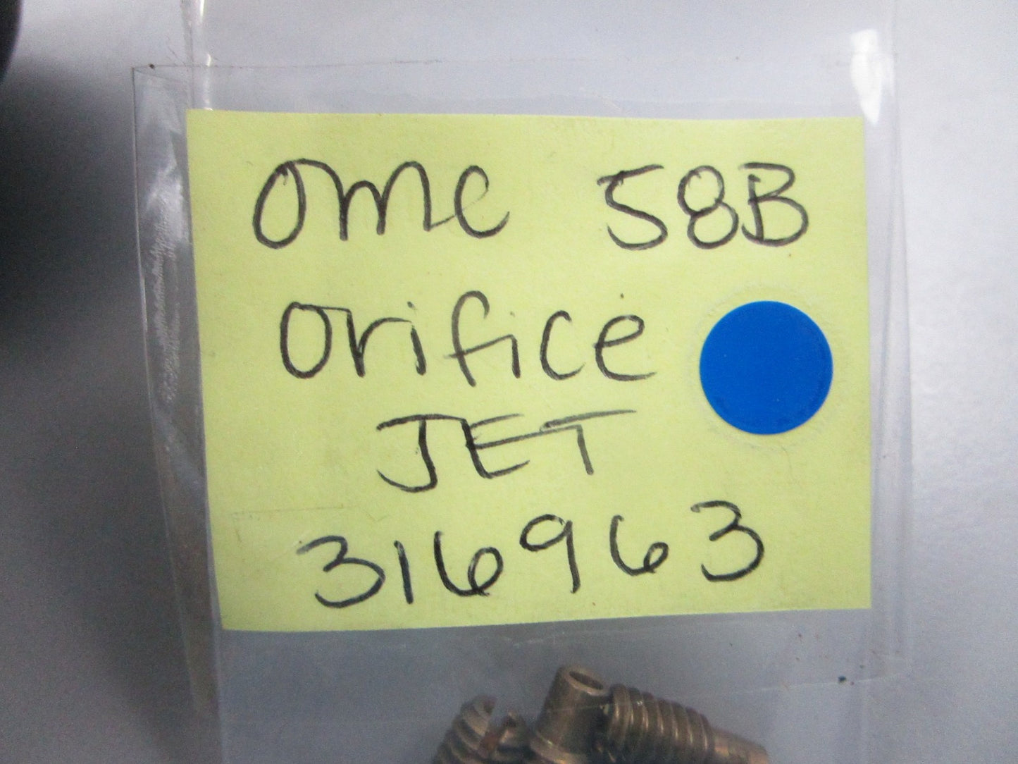 NEW OEM 316963 0316963 OMC Johnson Evinrude 58B Orifice Jet 0810