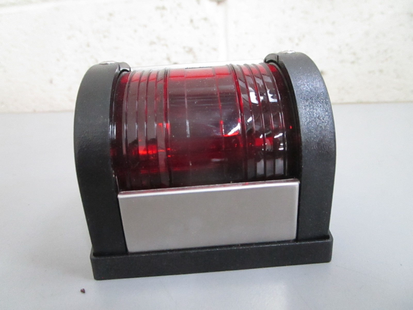 *NEW* 0820 Aqua Signal 10W Port Side/Babord Navigation Light 351020