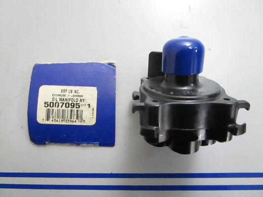 *NEW OEM* 0820 OMC Johnson Evinrude Oil Manifold Ay 5007095