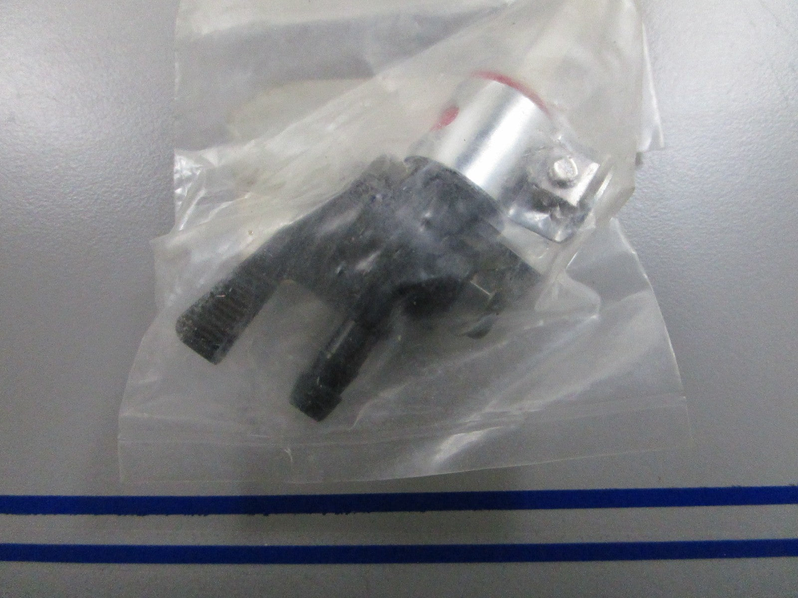 *NEW OEM* 0810 Tohatsu Fuel Cock Valve 309-70011-0 309700110